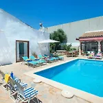 Owl Booking Villa Frida - Exclusive Holidays