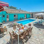 Owl Booking Villa Frida - Exclusive Holidays