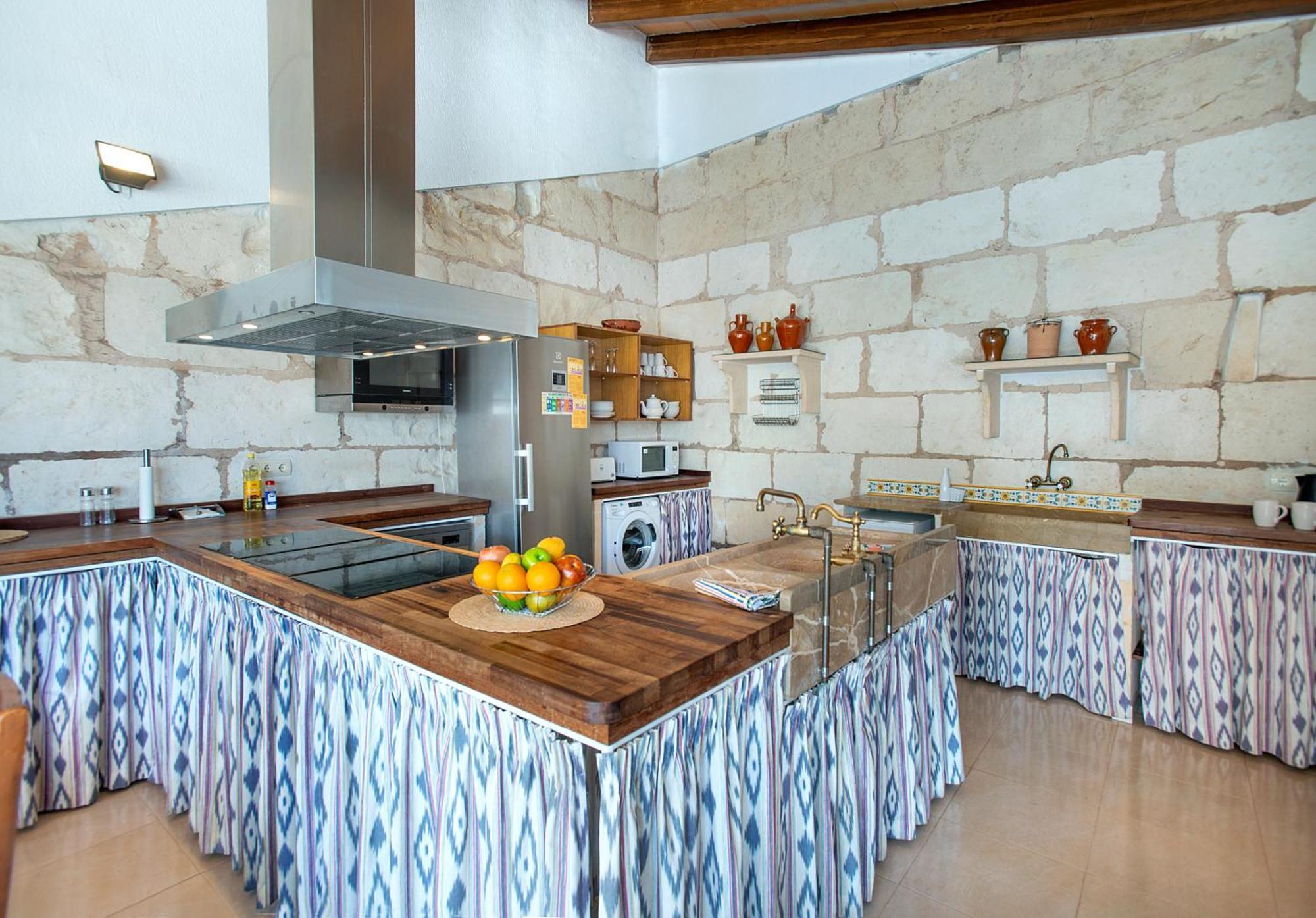 Owl Frida - Exclusive Holidays Villa